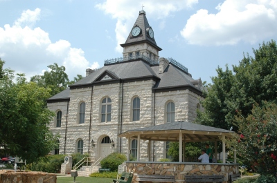 Majestic Court house in Glen Rose